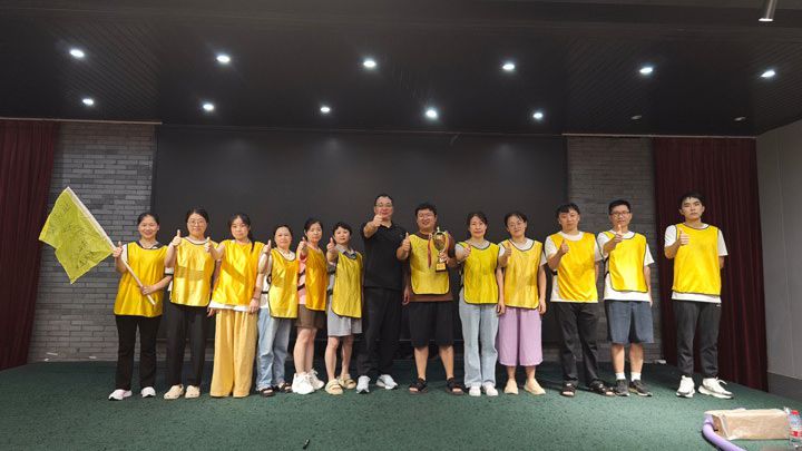 2025年8月10号，申迪全体员工浙西大龙湾团建